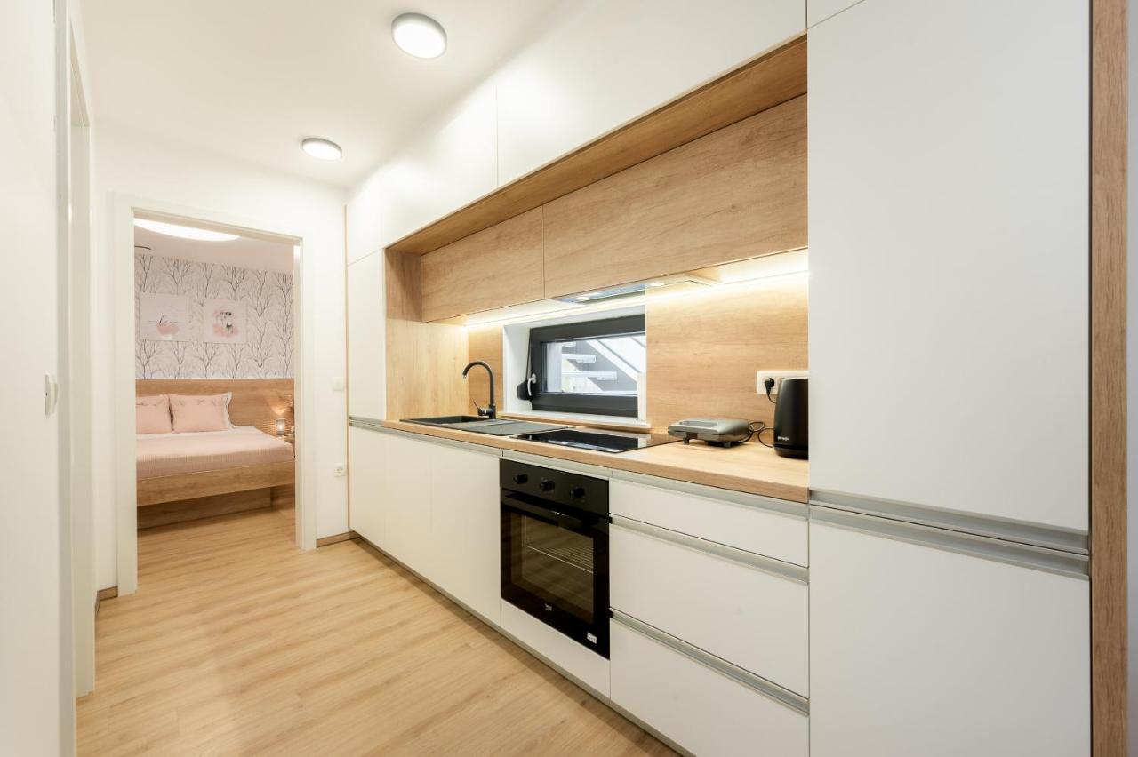 Apartments Gros Radece Esterno foto